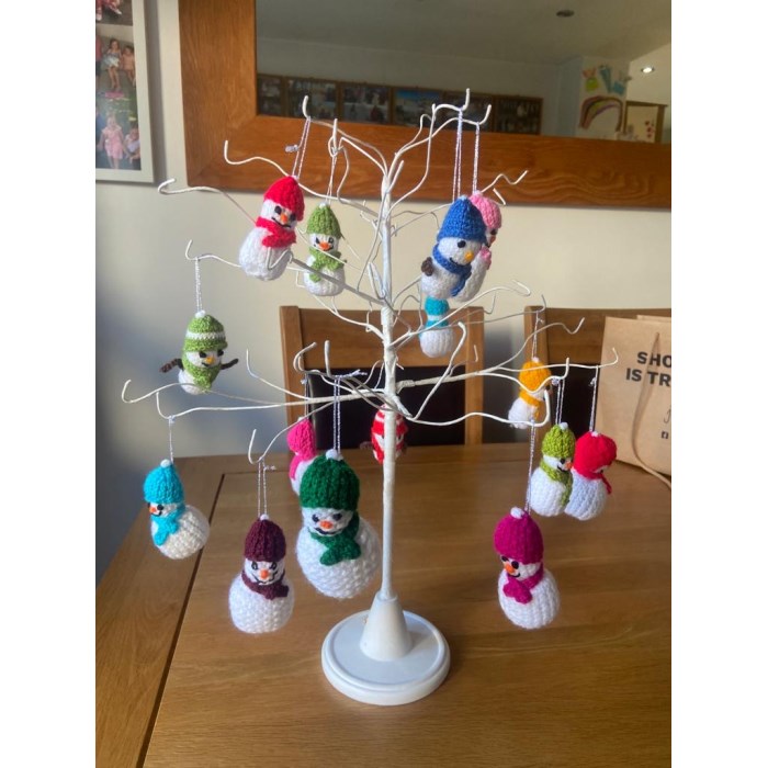 Cute knitted decorations